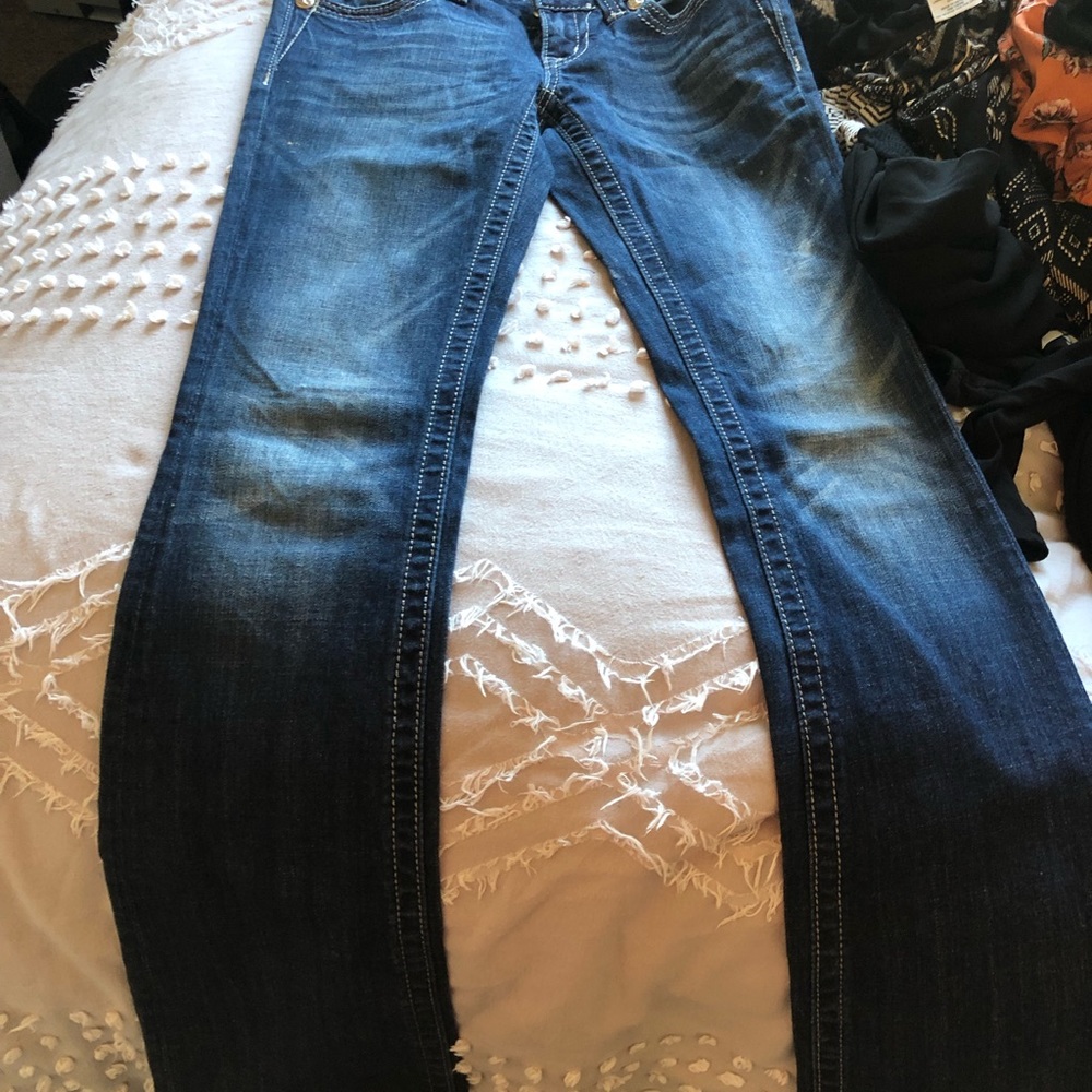 Jeans